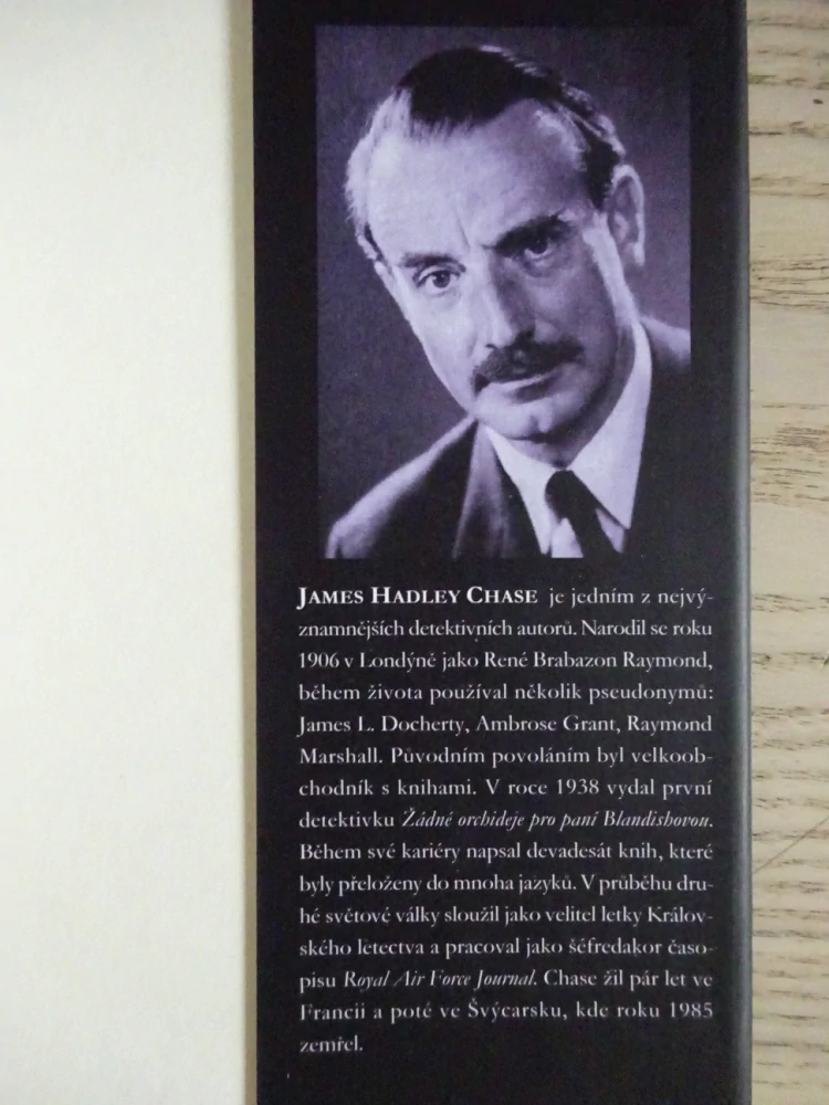 OMNIBUS, VE SMRTI JE KAŽDÝ SÁM, CHYTRÉMU NAPOVĚZ, POLOŽTE JI MEZI LILIEMI, JAMES HADLEY CHASE, **an