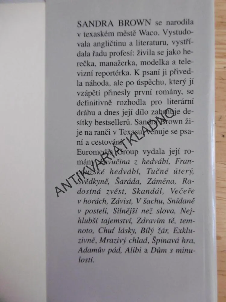 NEBEZPEČNÁ PODOBA, SANDRA BROWN