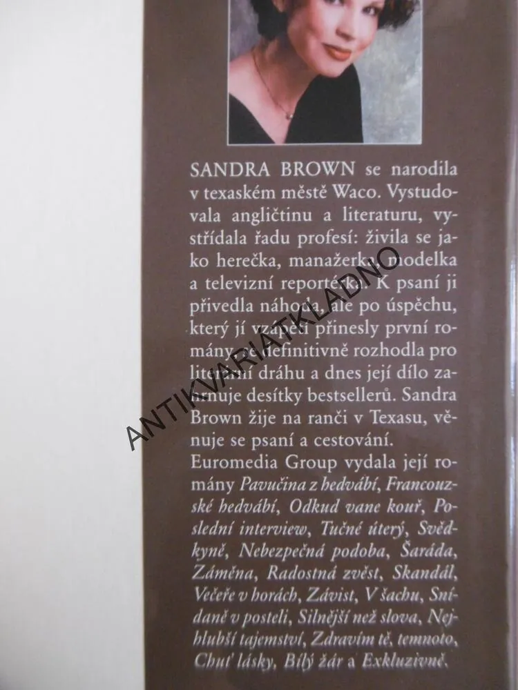 MRAZIVÝ CHLAD, SANDRA BROWN, **an