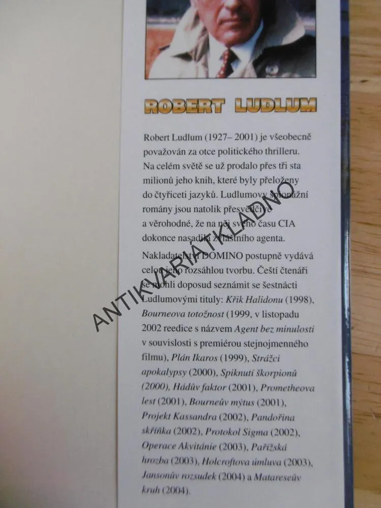 ALTMANŮV ZÁKON, ROBERT LUDLUM, **an