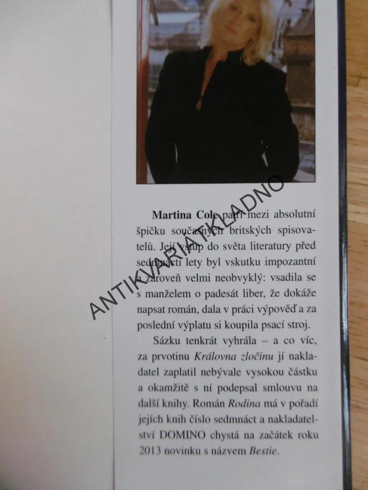 RODINA, MARTINA COLE