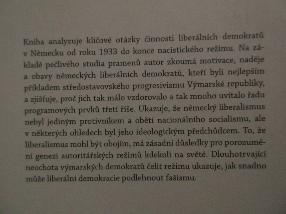 ŽIVOT S HITLEREM: LIBERÁLNÍ DEMOKRATÉ VE TŘETÍ ŘÍŠI, ERIC KURLANDER, **an