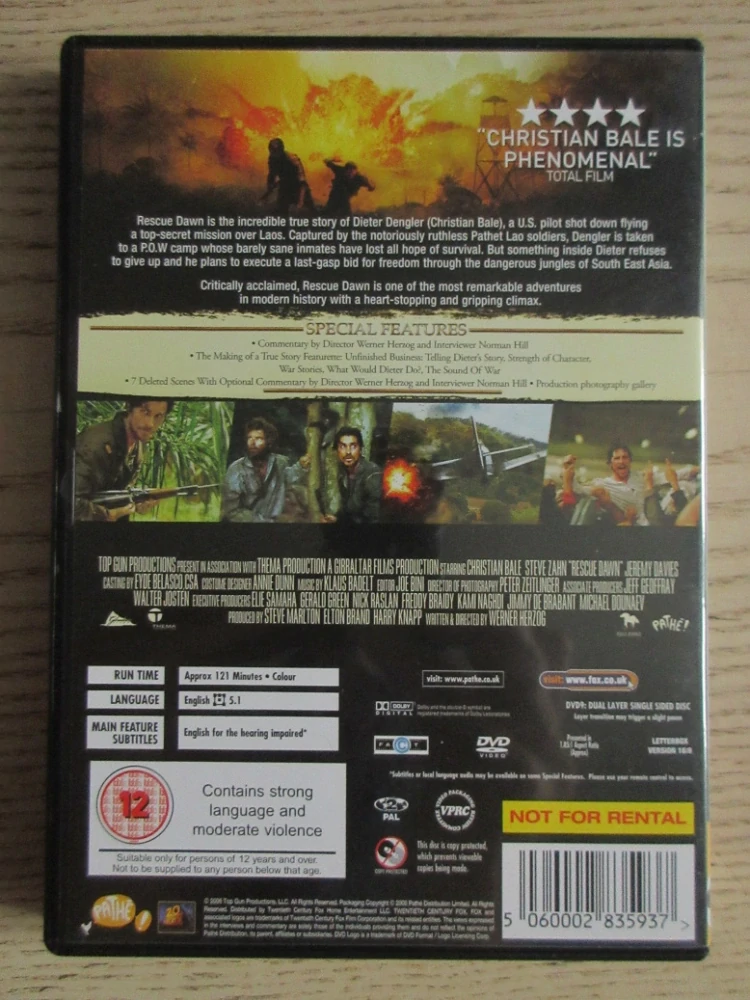 TEMNÝ ÚSVIT, CH. BALE, S. ZAHN, GB OBAL, ČESKÁ VERZE, DVD FILM