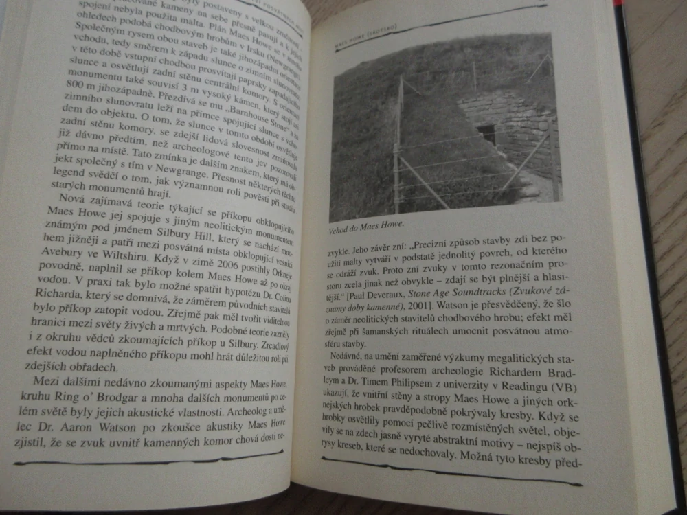 TAJEMSTVÍ POSVÁTNÝCH MÍST, NEVYSVĚTLITELNÉ JEVY A ÚKAZY, BRIAN HAUGHTON, **an