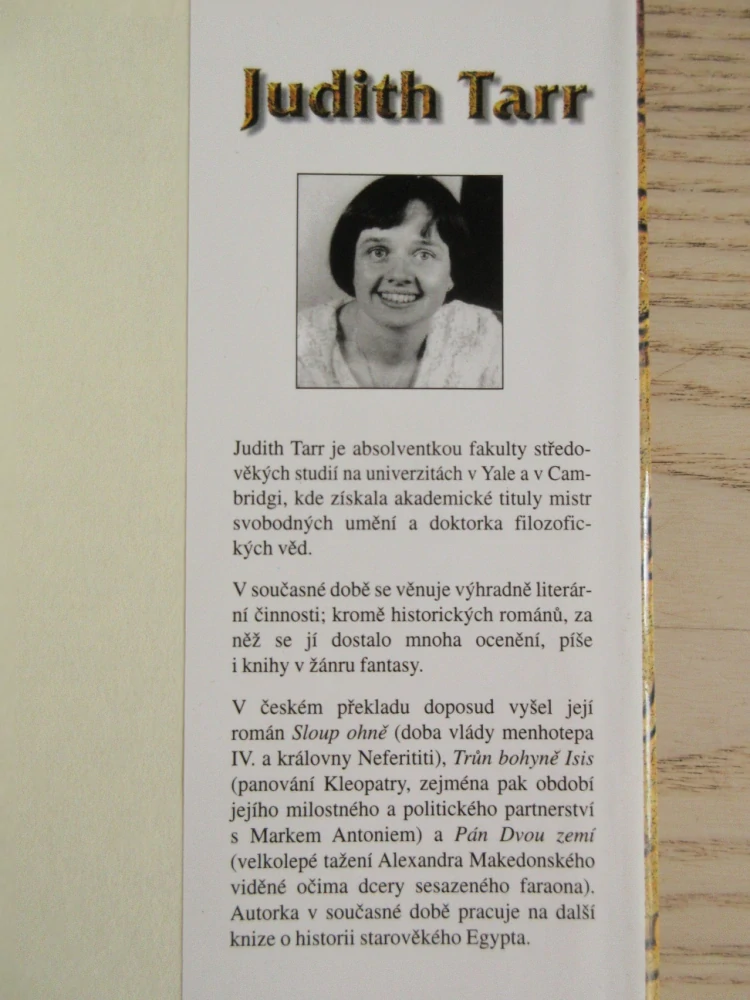 KRÁL A BOHYNĚ, JUDITH TARR, **an