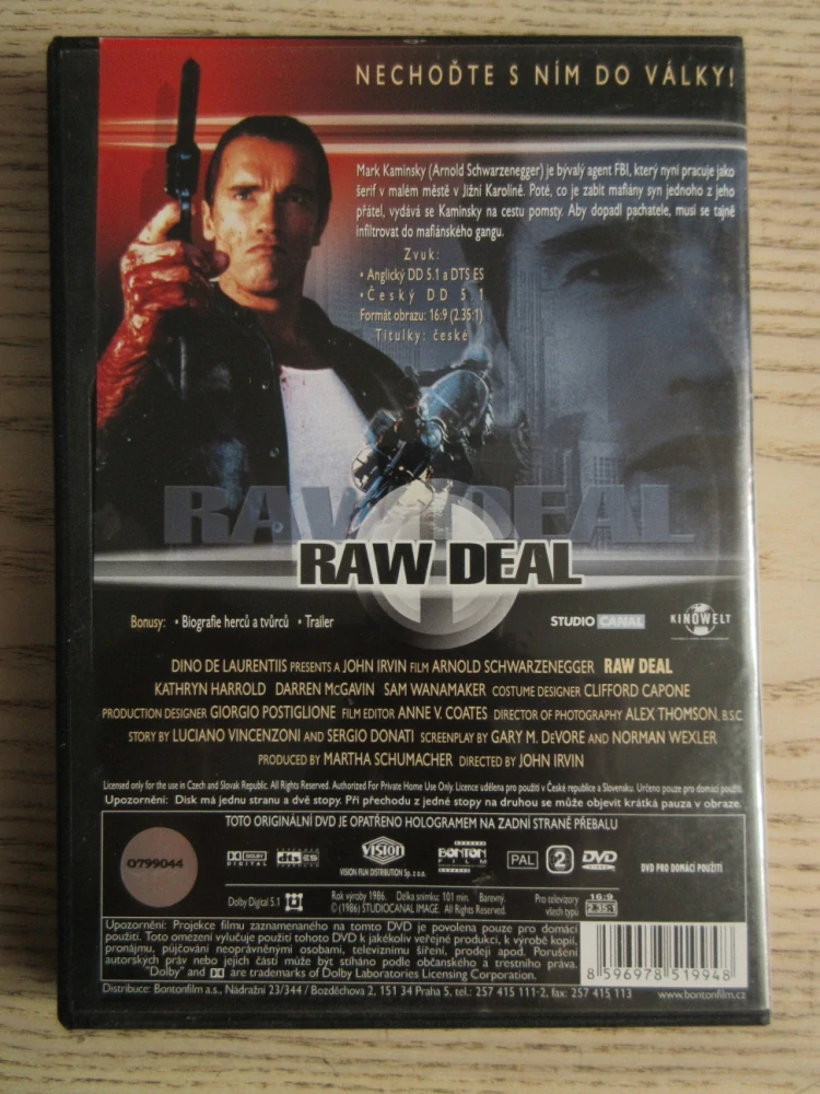 ŠPINAVÁ DOHODA, SCHWARZENEGGER, DVD FILM, STŘIŽENÝ OBAL