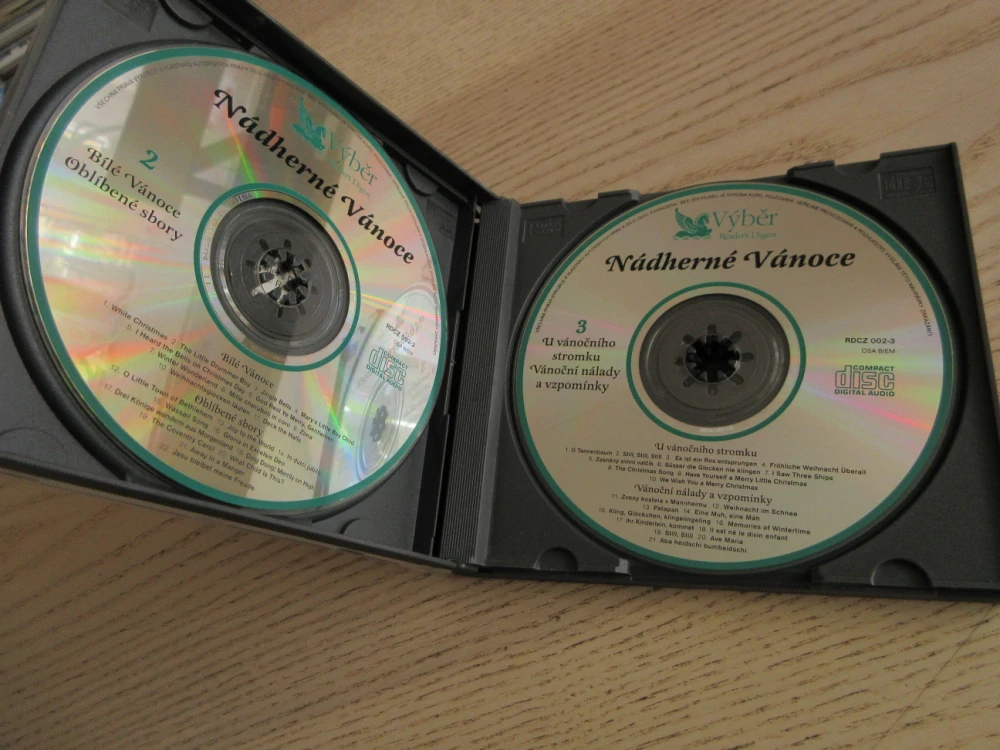 NÁDHERNÉ VÁNOCE, 4 X CD HUDBA
