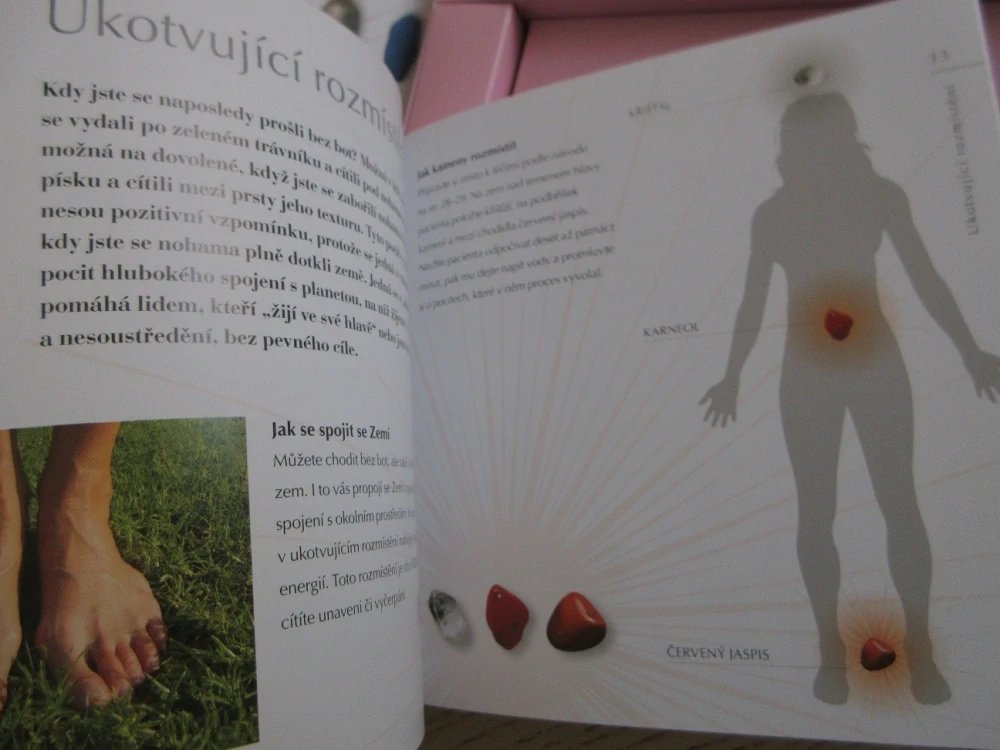 LÉČIVÁ ENERGIE KRYSTALŮ, KOMPLETNÍ PRŮVODCE VYUŽITÍM KRYSTALŮ PRO UZDRAVENÍ ČAKER, JENNIE HARDING, **an