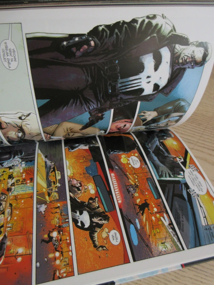 PUNISHER: VÁNOCE NA ODSTŘEL, KOMIKS, **an