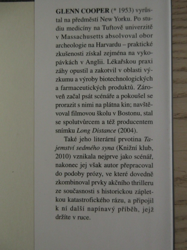 KNIHA DUŠÍ, GLENN COOPER, **an
