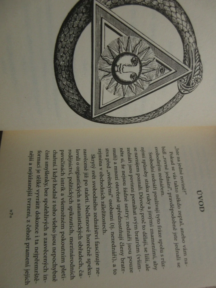 TAJNÝ SYMBOL, PETER BLACKSTOCK, **an