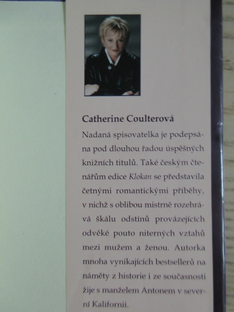VEČERNÍ HVĚZDA, CATHERINE COULTEROVÁ, **an