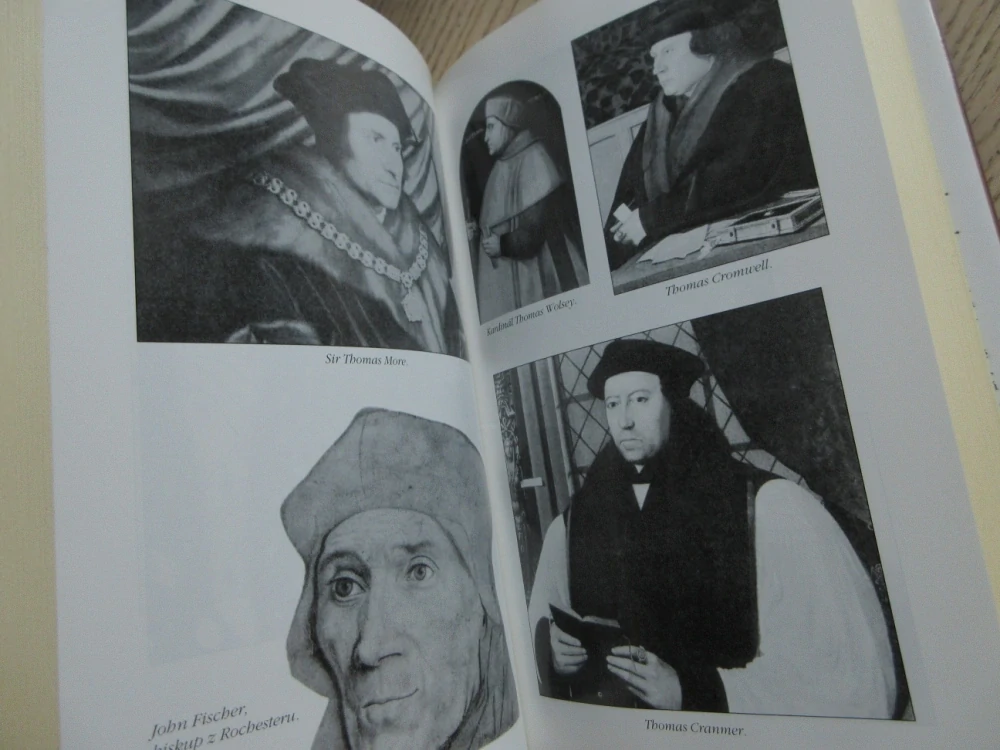 ANNA BOLEYNOVÁ, CAROLLY ERICKSON, **an 