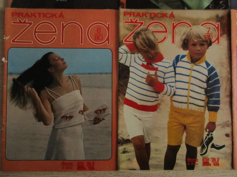 8X ČASOPIS PRAKTICKÁ ŽENA, R. 1977 A 1980, HÁČKOVÁNÍ, ODĚVY, MÓDA, **an