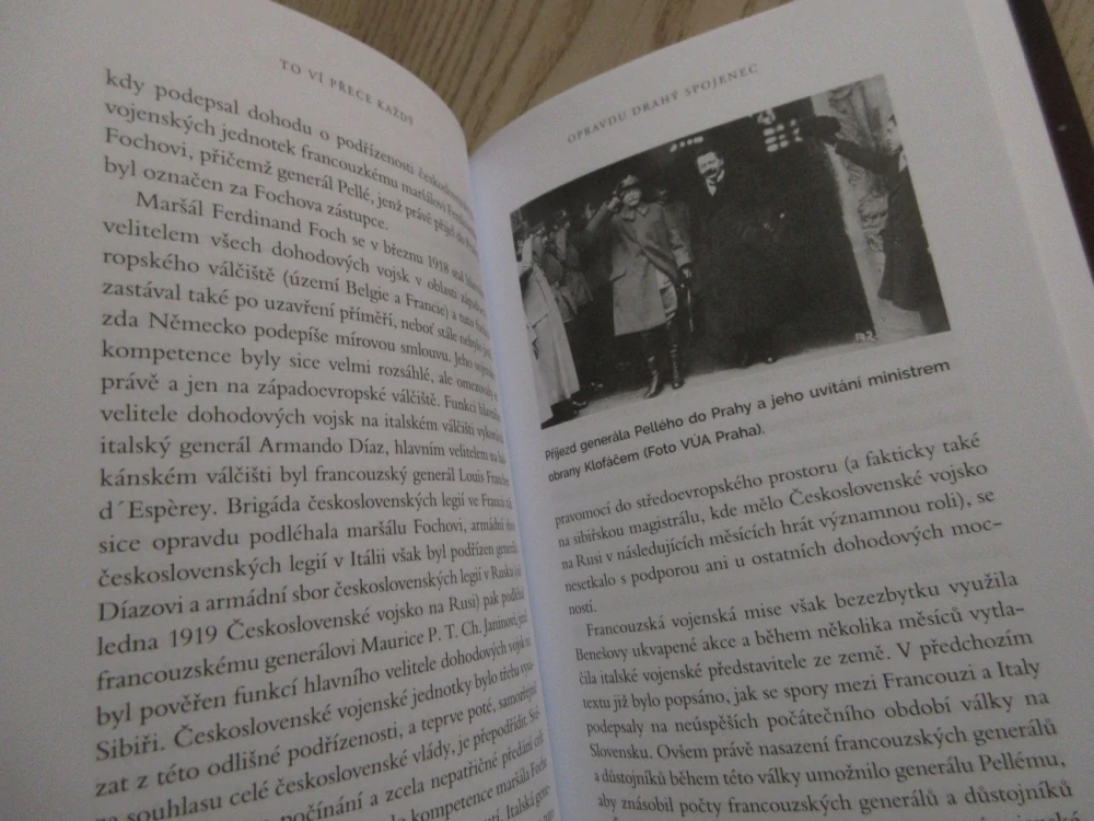 TO VÍ PŘECE KAŽDÝ: ZAŽITÉ INTERPRETACE ČESKOLOVENSKÝCH DĚJIN, JIŘÍ FIDLER, **an