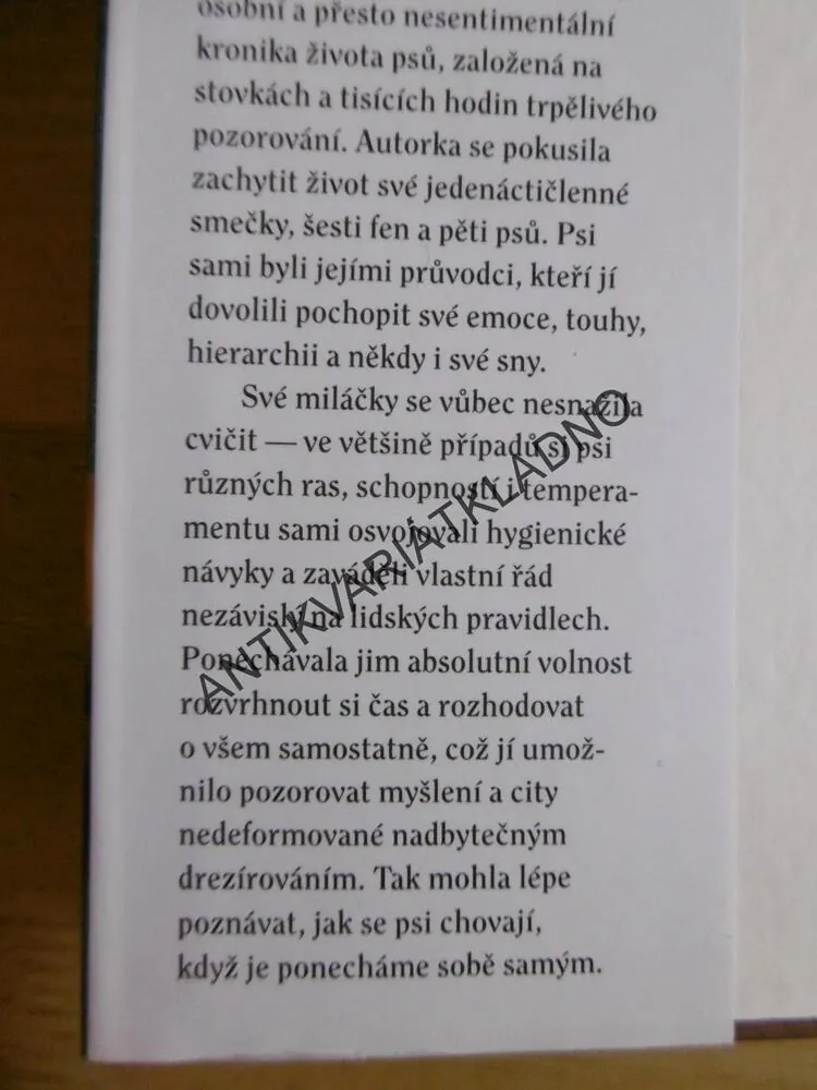 SOUKROMÝ ŽIVOT PSŮ, CESTA DO HLUBIN PSÍ DUŠE, THOMASOVÁ, **an