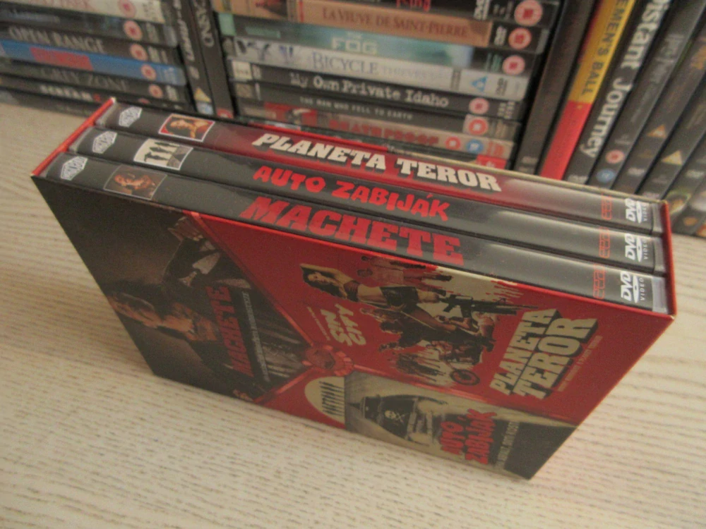 PLANETA TEROR, AUTO ZABIJÁK, MACHETTE, 3X DVD FILM
