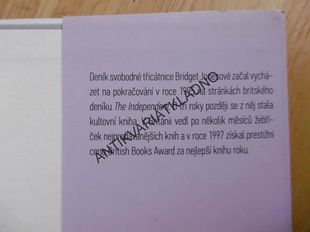 DENÍK BRIDGET JONESOVÉ, HELEN FIELDINGOVÁ, **an