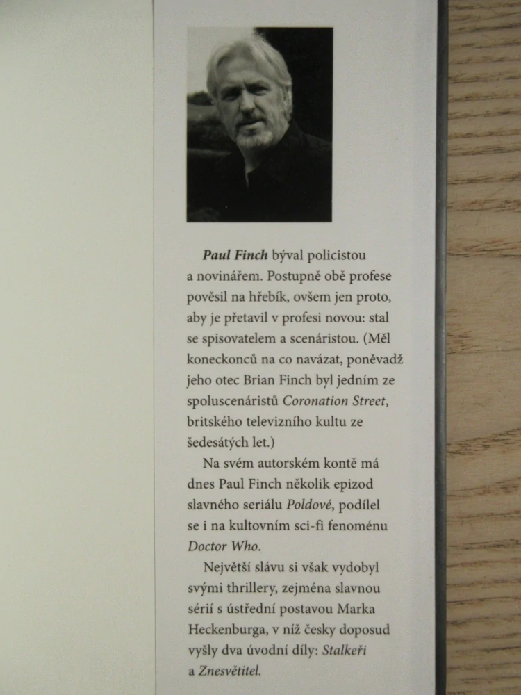 ZNESVĚTITEL, PAUL FINCH, **an