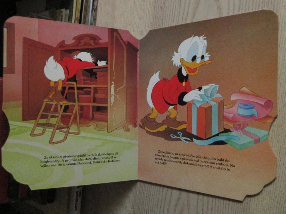 DÁRKY STRÝČKA SKRBLÍKA, WALT DISNEY, **an