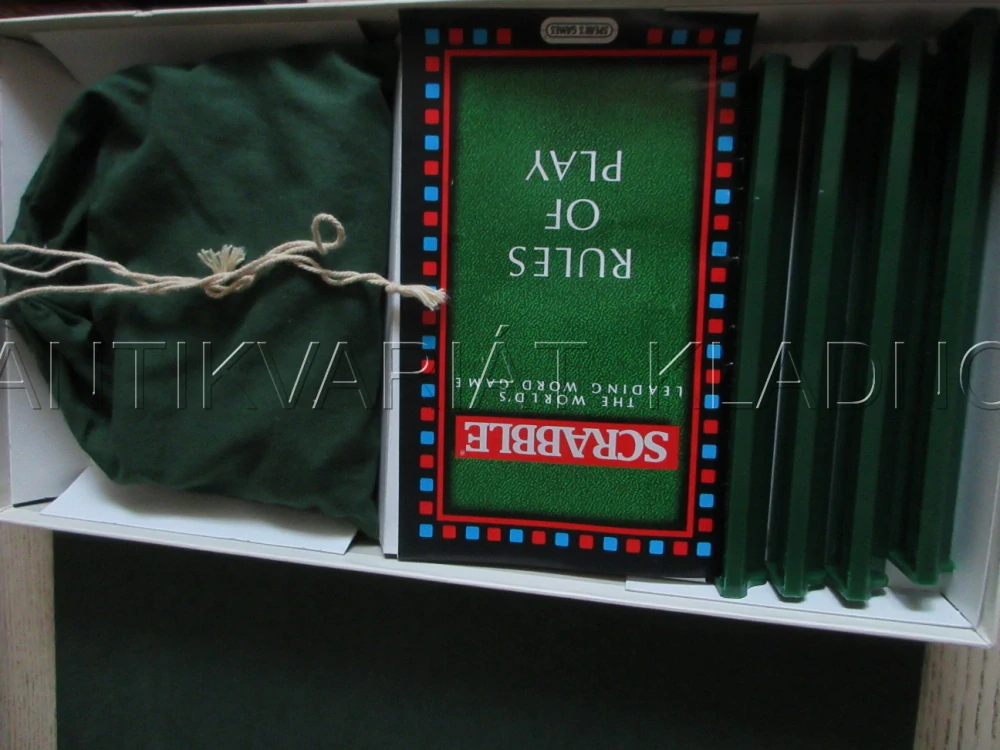 SCRABBLE ORIGINAL, ANGLICKY, HRAČKA, STOLNÍ DESKOVÁ HRA