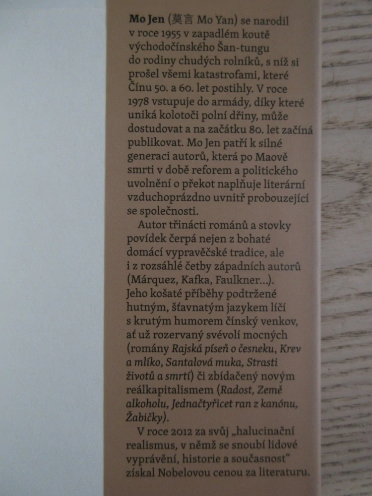 ZEMĚ ALKOHOLU, MO JEN, **an