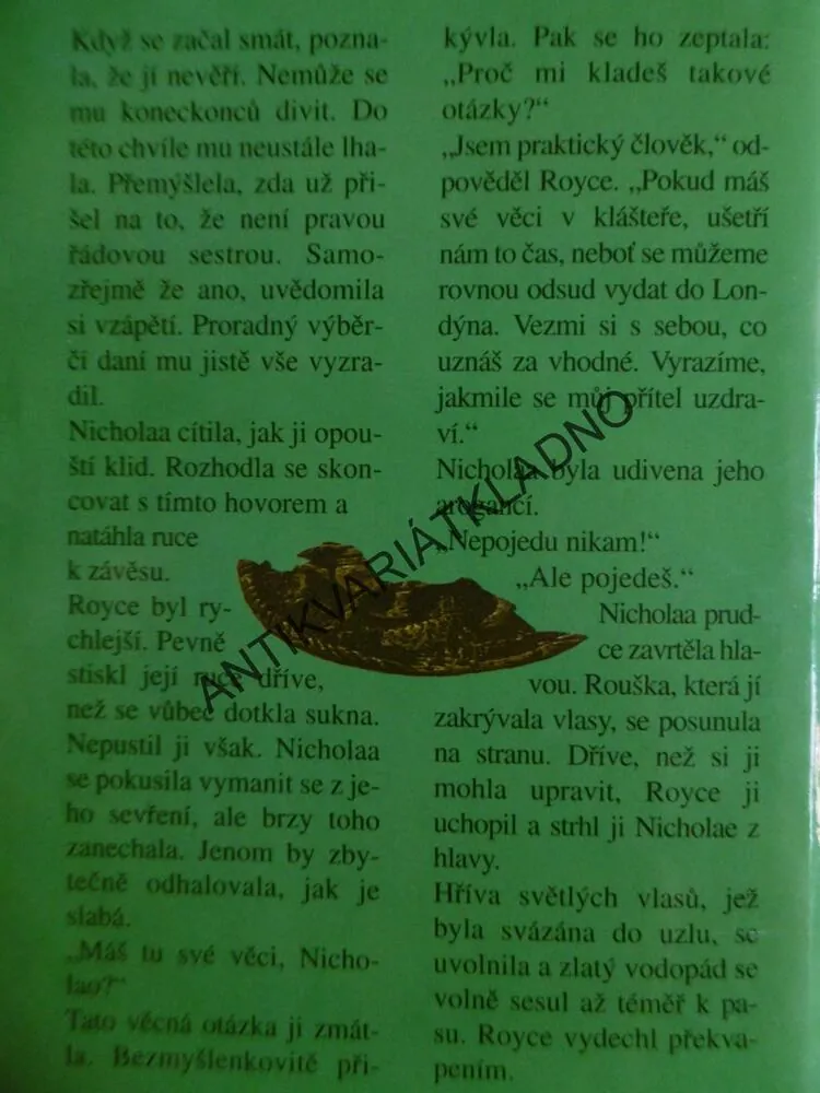 KOŘIST, JULIE GARWOOD, GARWOODOVÁ, **an