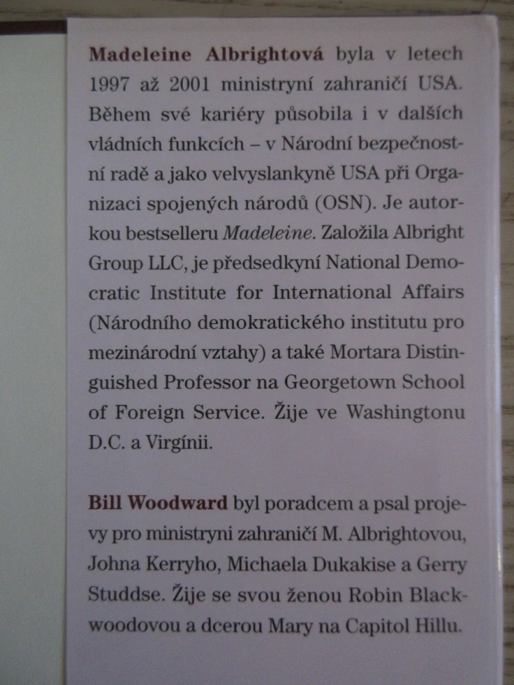 MOCNÍ A VŠEMOHOUCÍ, MADELEINE ALBRIGHTOVÁ, **an
