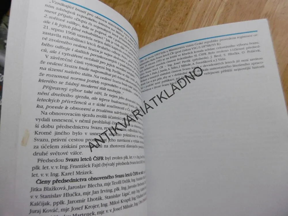 PO ZAVÁTÝCH STOPÁCH, HISTORIE SVAZU LETCŮ ČR,BOROVAN