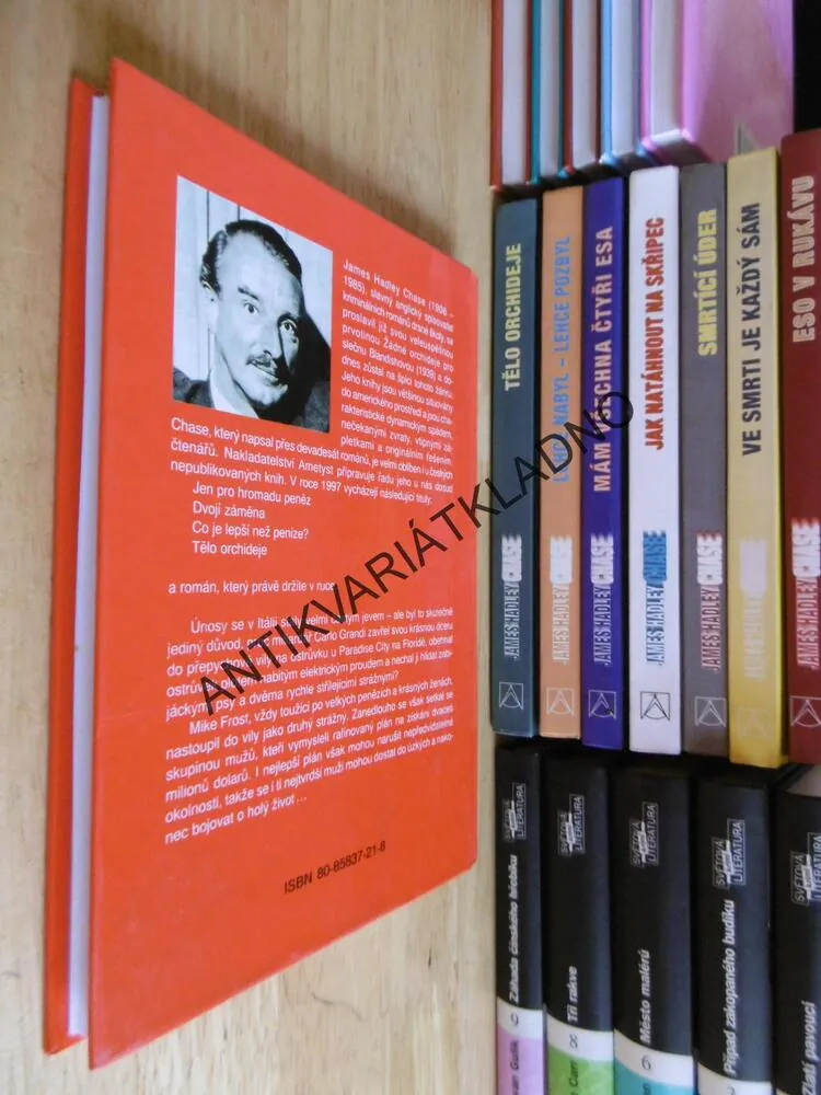 ŽIVÝ NEODEJDEŠ, JAMES HADLEY CHASE