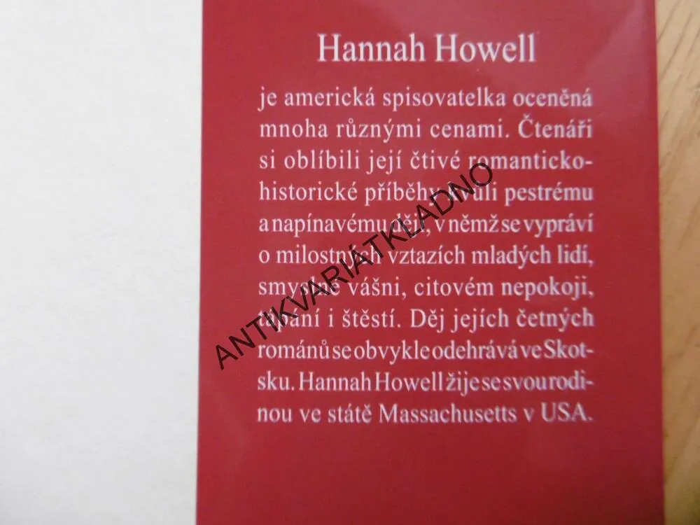ŽENICH Z VYSOČINY, HANNAH HOWELL