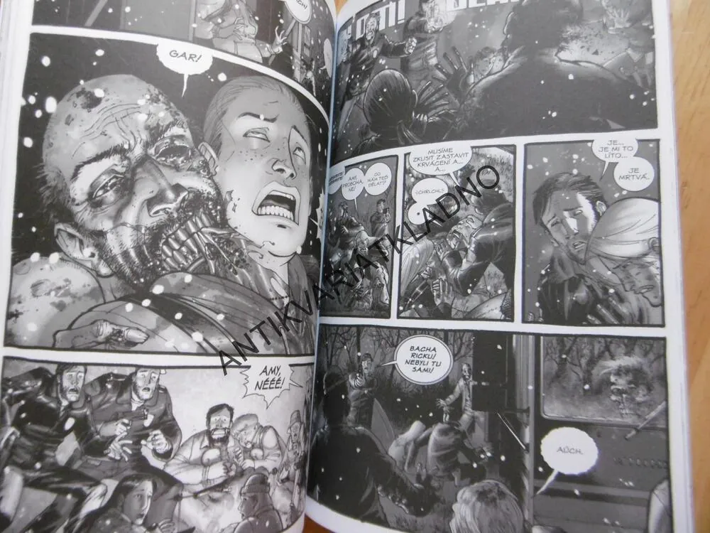ŽIVÍ MRTVÝ, 1., STARÉ DOBRÉ ČASY, KIRKMAN, MOORE,