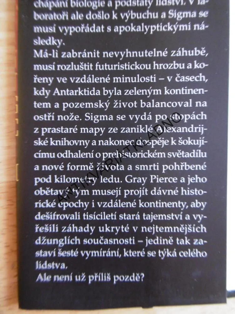 ŠESTÝ ZÁNIK, JAMES ROLLINS
