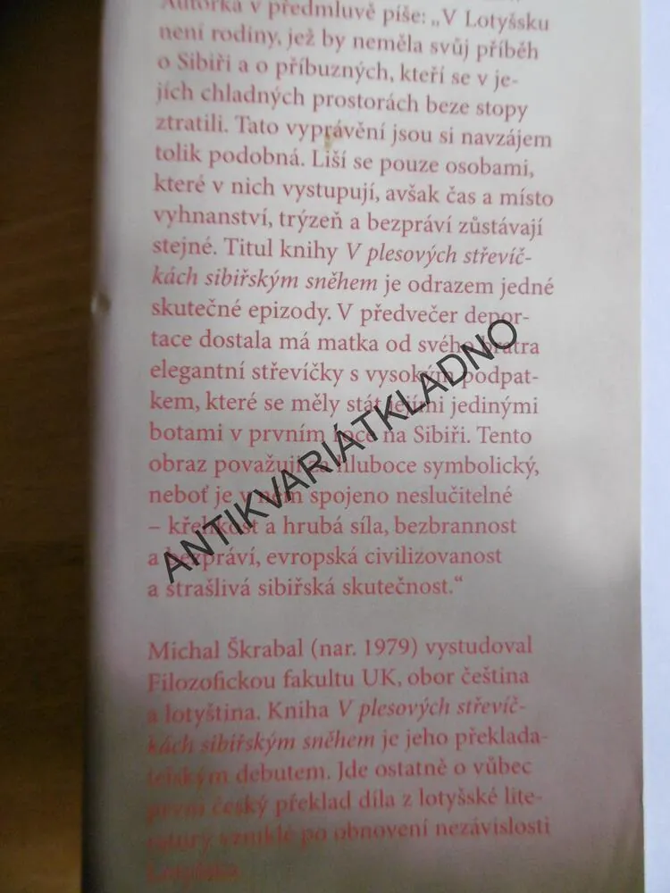 V PLESOVÝCH STŘEVÍČKÁCH SIBIŘSKÝM SNĚHEM, SANDRA KALNIETE