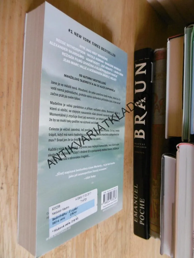 SEDMILHÁŘKY, LIANE MORIARTY, **an