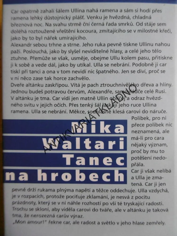 TANEC NA HROBECH, MIKA WALTARI, **an