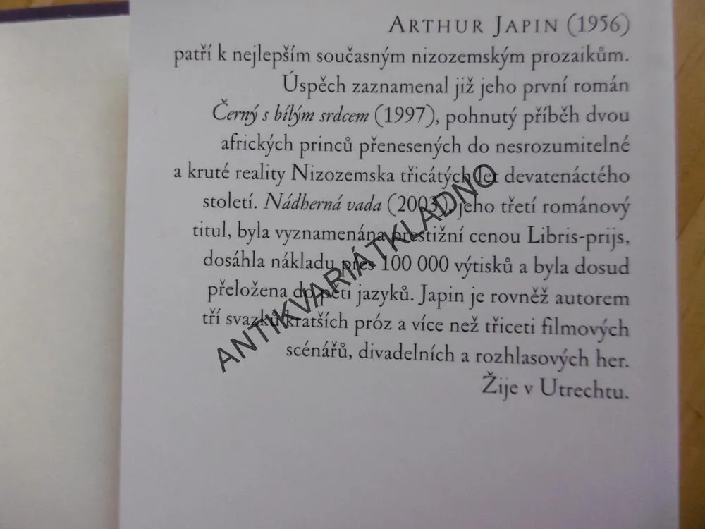 NÁDHERNÁ VADA, ARTHUR JAPIN,