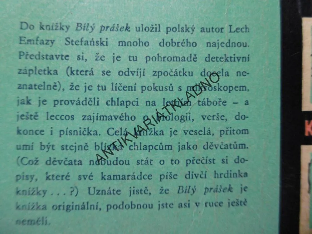KARAVANA - BÍLÝ PRÁŠEK, LECH EMFAZY STEFANSKI