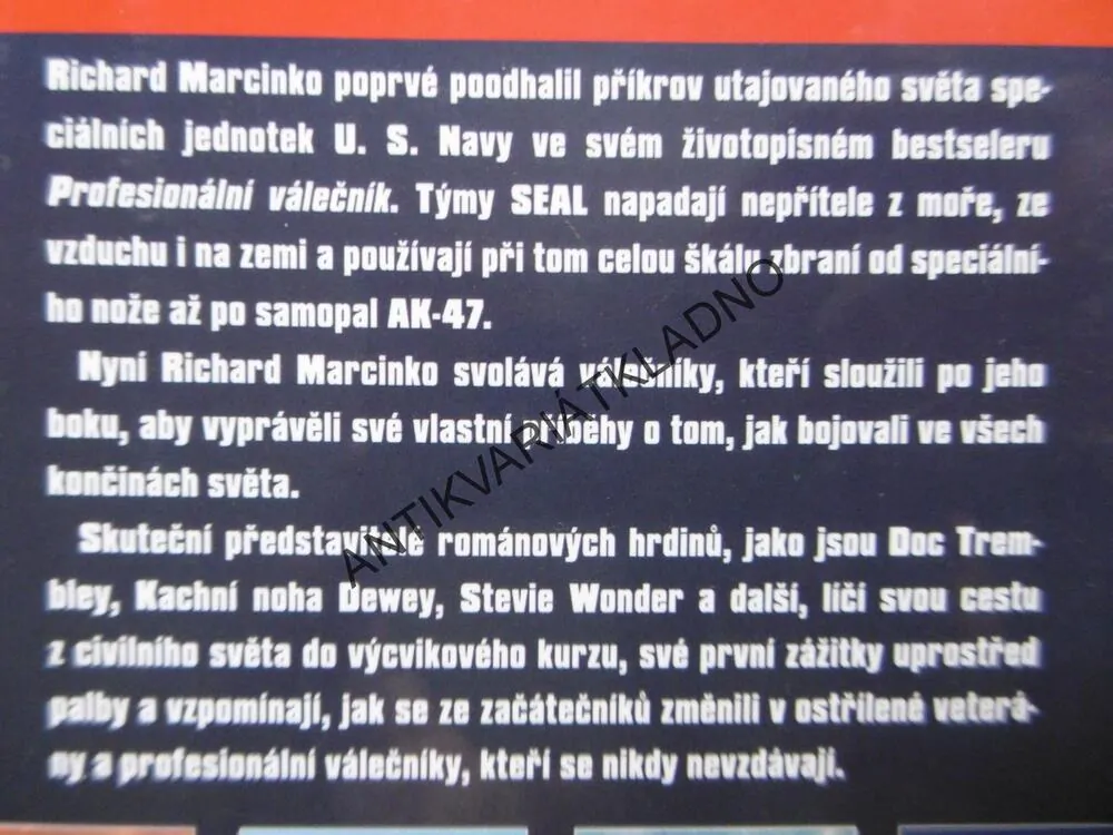 STOPROCENTNÍ TÝM, RICHARD MARCINKO, VÁLEČNÍK, **an