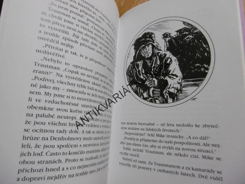 VLÁDCI HLUBIN, DĚTI KAPITÁNA NEMA, WOLFGANG HOHLBEIN, **an