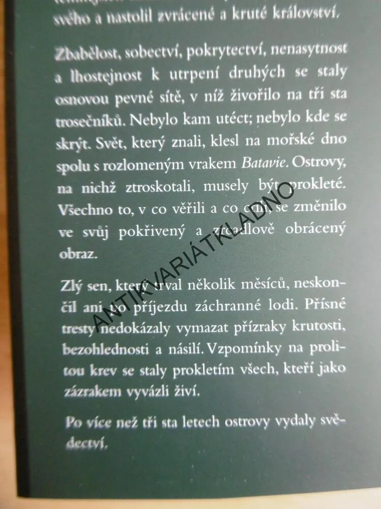OSTROVY PŘÍZRAKŮ, COLIN FALCONER, **an