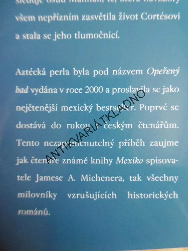 AZTÉCKÁ PERLA, COLIN FALCONER, **an