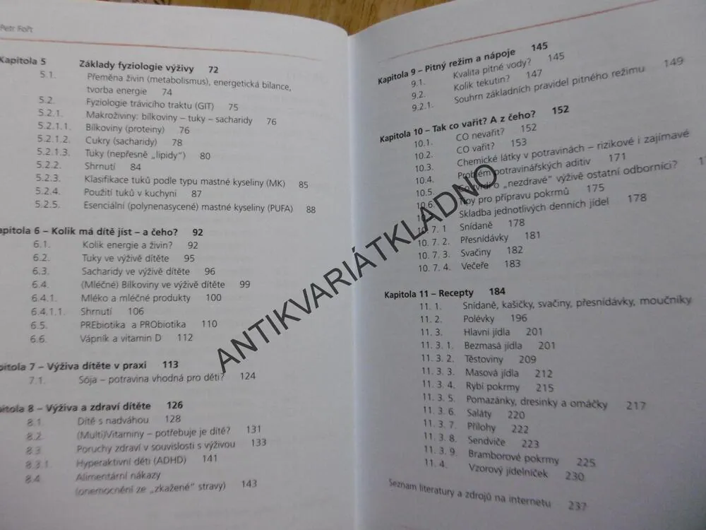 ABY DĚTEM CHUTNALO, PETR FOŘT, **an