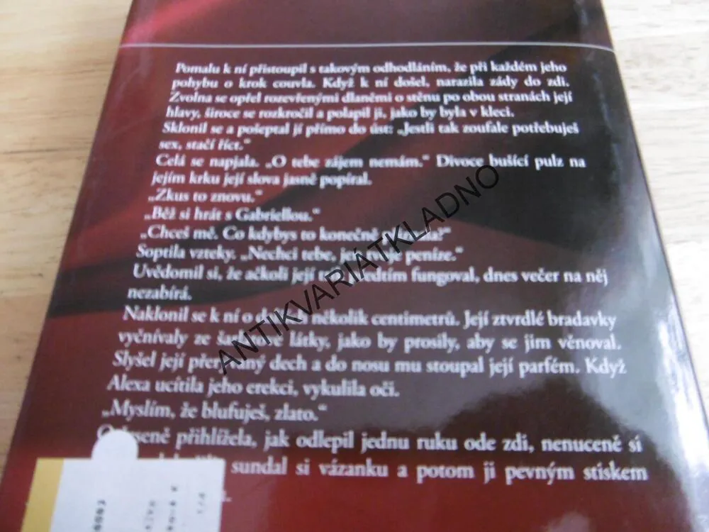 MANŽELSKÁ SMLOUVA, JENNIFER PROBSTOVÁ, **an