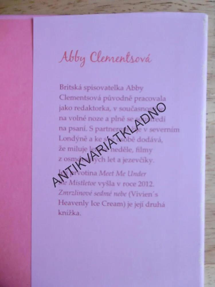 ZMRZLINOVÉ NEBE, ABBY CLEMENTSOVÁ, 