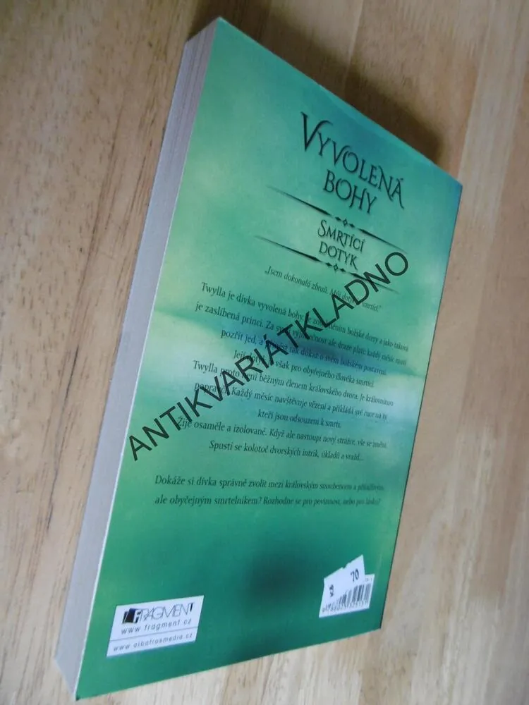 VYVOLENÁ BOHY, SMRTÍCÍ DOTYK, MELINDA SALISBURYOVÁ