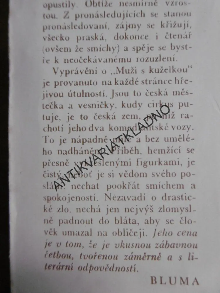 MUŽ S KUŽELKOU, EDUARD FIKER, 1945