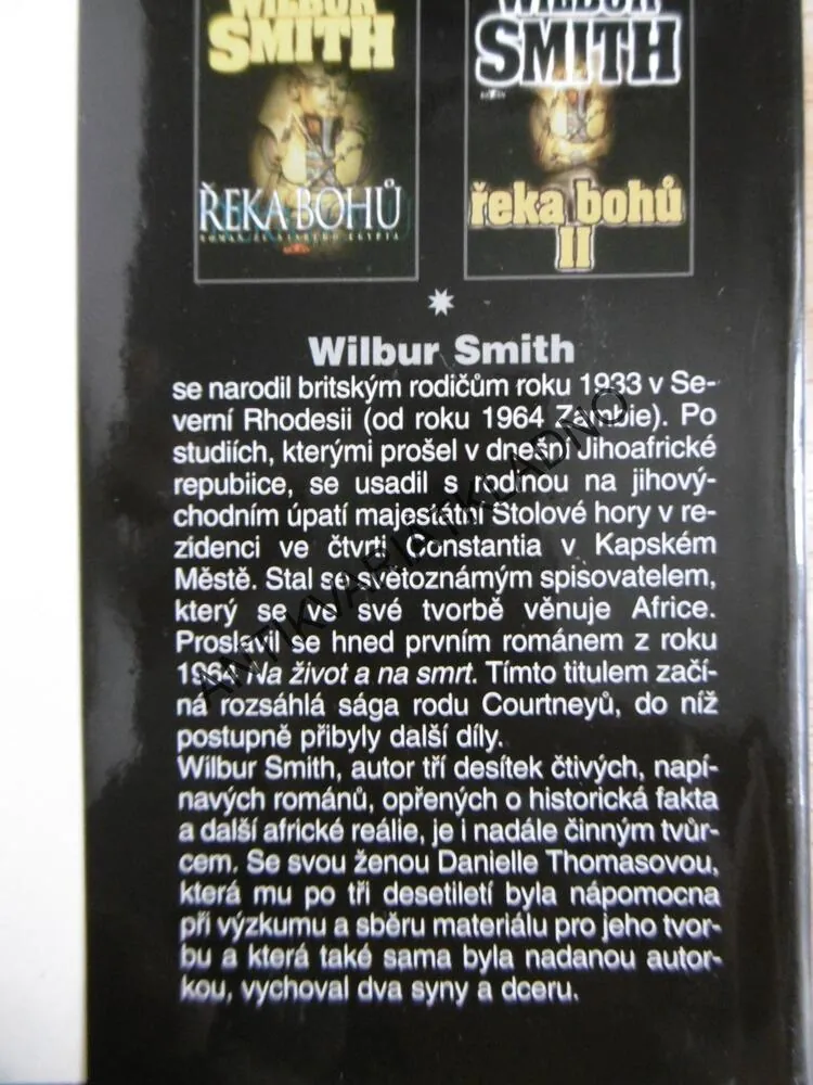 POBŘEŽÍ V PLAMENECH, WILBUR SMITH, **an