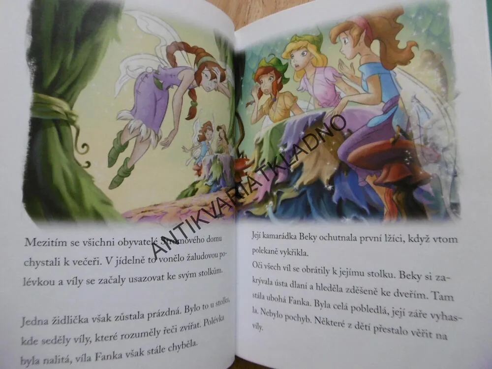 PRILA A CHŘADNOUCÍ VÍLY, KOUZELNÁ KNIHOVNA, DISNEY VÍLY