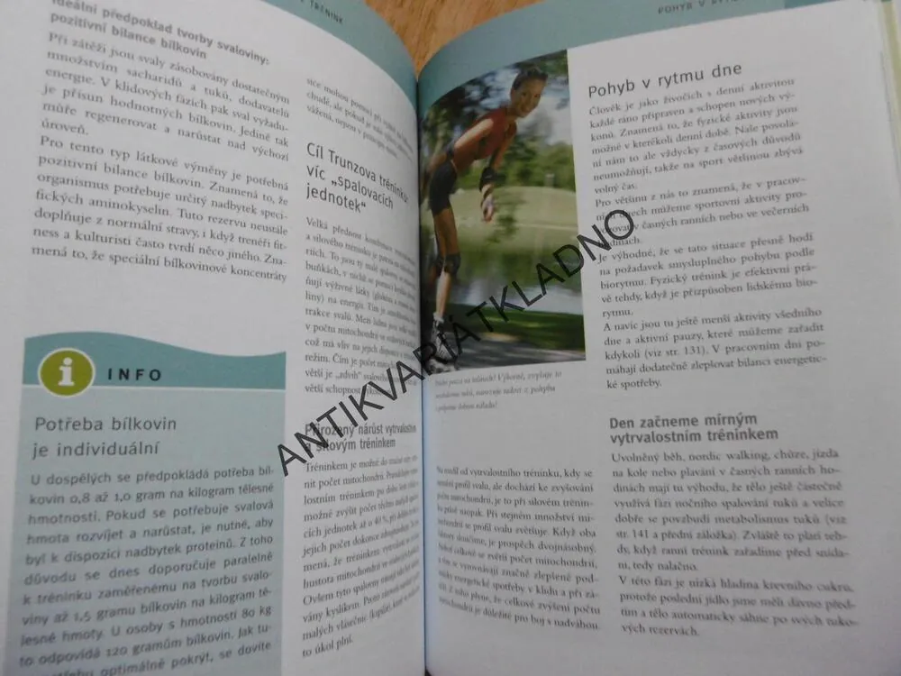 HUBNĚTE VE SPÁNKU, BIORYTMUS K HUBNUTÍ, DIETA, **an